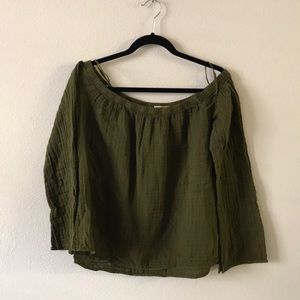 Cloth & Stone army green off shoulder shirt L